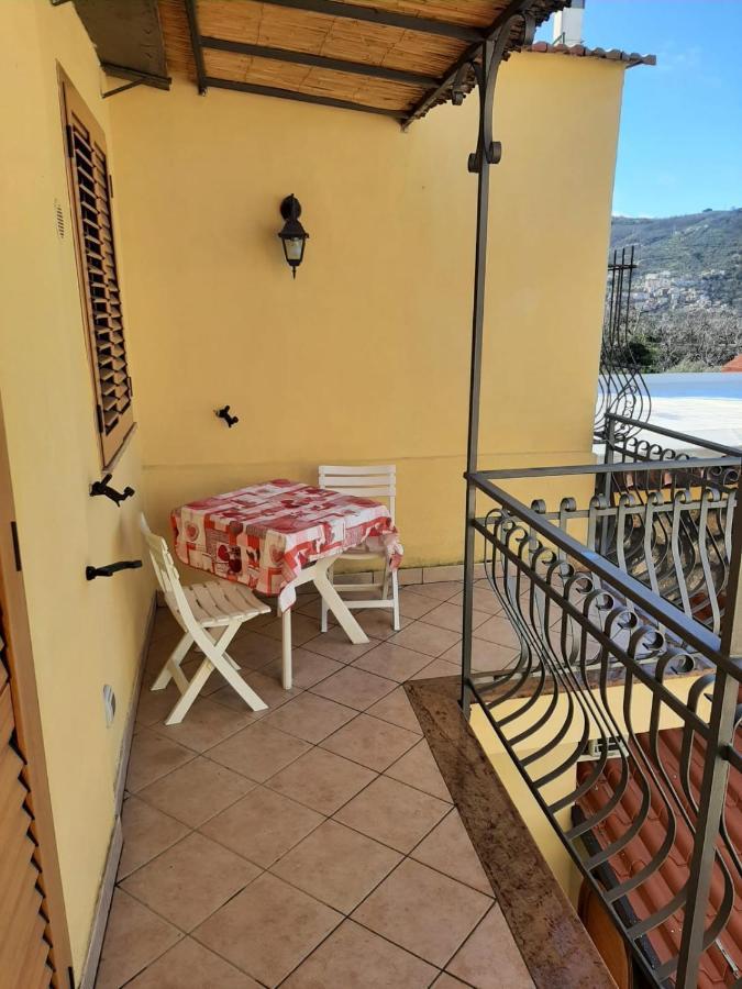 Villa Bebe' Vico Equense Exteriör bild